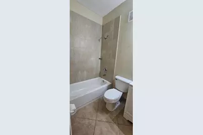 9073  Plymouth Pl, Tamarac, FL 33321 - Photo 13