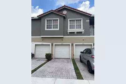 9073  Plymouth Pl, Tamarac, FL 33321 - Photo 1