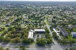 8725 Shadow Wood Blvd, Coral Springs, FL 33071 - Photo 21