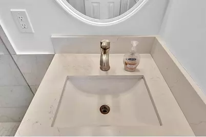 1580 NE 35th St, Oakland Park, FL 33334 - Photo 23