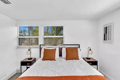 1580 NE 35th St, Oakland Park, FL 33334 - Photo 35