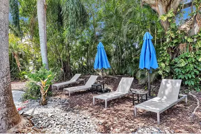 1580 NE 35th St, Oakland Park, FL 33334 - Photo 79