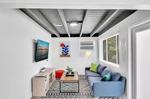 1580 NE 35th St, Oakland Park, FL 33334 - Photo 15