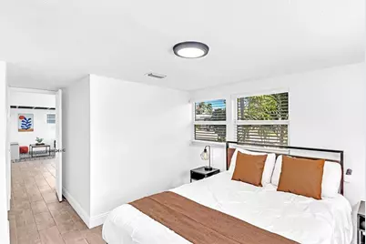 1580 NE 35th St, Oakland Park, FL 33334 - Photo 37