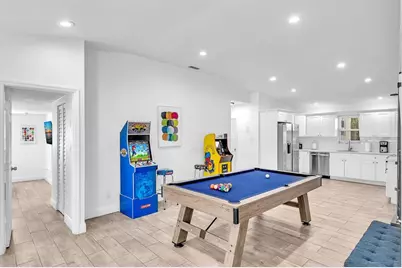 1580 NE 35th St, Oakland Park, FL 33334 - Photo 25