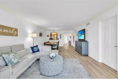 3150 NE 48th Ct, Unit #204, Lighthouse Point, FL 33064 - Photo 9