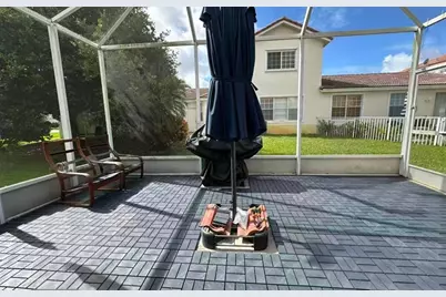 18702 SW 27th St, Miramar, FL 33029 - Photo 17