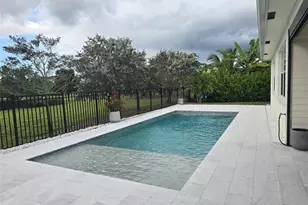 987 Castaway Ct, Loxahatchee, FL 33470 - Photo 5