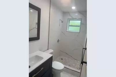 6410 NW Miami Ct, Miami, FL 33150 - Photo 35