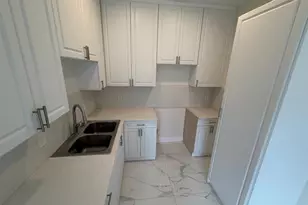 6410 NW Miami Ct, Miami, FL 33150 - Photo 11