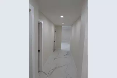 6410 NW Miami Ct, Miami, FL 33150 - Photo 17