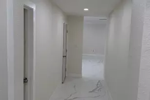 6410 NW Miami Ct, Miami, FL 33150 - Photo 17