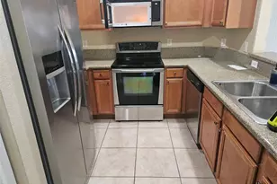 9082 Plymouth Pl, Tamarac, FL 33321 - Photo 7