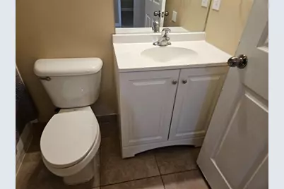 9082  Plymouth Pl, Unit #9082, Tamarac, FL 33321 - Photo 11