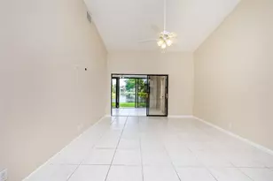 3272 Carambola Cir Unit, Coconut Creek, FL 33066 - Photo 15