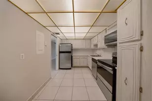 2601 S Palm Aire Dr, Pompano Beach, FL 33069 - Photo 9