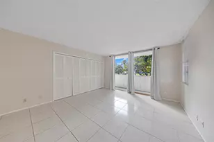 2601 S Palm Aire Dr, Pompano Beach, FL 33069 - Photo 17