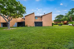 8009 NW 71st Ct, Tamarac, FL 33321 - Photo 3