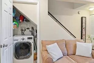 811 W Oakland Park Blvd, Oakland Park, FL 33311 - Photo 7