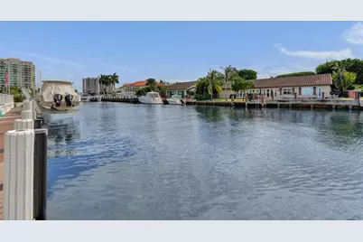 2866 NE 30th St, Unit #9, Fort Lauderdale, FL 33306 - Photo 45