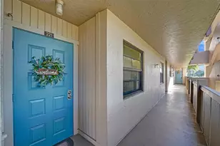 900 Colony Point Cir, Pembroke Pines, FL 33026 - Photo 15