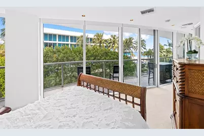1200  Holiday Dr, Unit #208, Fort Lauderdale, FL 33316 - Photo 13