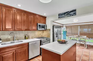 3201 NE 14th Ave, Pompano Beach, FL 33064 - Photo 13