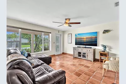 3201 NE 14th Ave, Pompano Beach, FL 33064 - Photo 9