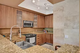 2601 NE 14th Ave, Wilton Manors, FL 33334 - Photo 11