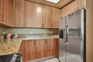 2601 NE 14th Ave, Wilton Manors, FL 33334 - Photo 13