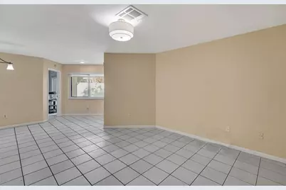 8930 SW 19th St, Boca Raton, FL 33433 - Photo 13