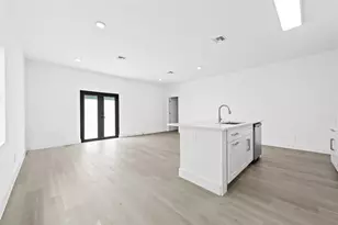 2810 NW 7th St, Fort Lauderdale, FL 33311 - Photo 7