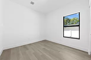 2810 NW 7th St, Fort Lauderdale, FL 33311 - Photo 17