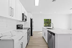 2810 NW 7th St, Fort Lauderdale, FL 33311 - Photo 5