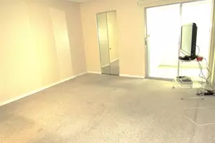 3001 Portofino Isle, Coconut Creek, FL 33066 - Photo 9