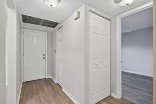 3249 Carambola Cir Unit, Coconut Creek, FL 33066 - Photo 9