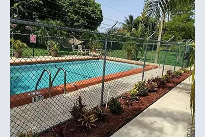 1290 NE 119th St, Unit #1B, Miami, FL 33161 - Photo 3