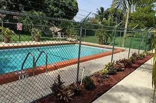 1290 NE 119th St, Miami, FL 33161 - Photo 3