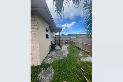 701 NW 21st Ter, Fort Lauderdale, FL 33311 - Photo 17