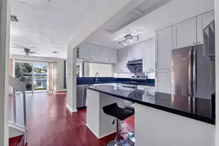 2024 Discovery Cir Unit, Deerfield Beach, FL 33442 - Photo 7