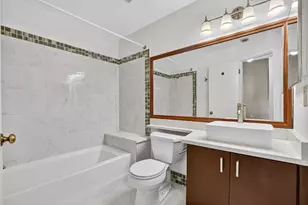 2024 Discovery Cir Unit, Deerfield Beach, FL 33442 - Photo 29