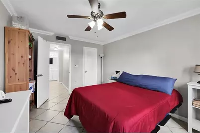 8861  Sunrise Lakes Blvd, Unit #305, Sunrise, FL 33322 - Photo 31