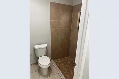 500 NE 34th St, Pompano Beach, FL 33064 - Photo 15