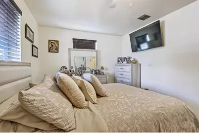 1935 SW 67th Ter, North Lauderdale, FL 33068 - Photo 21