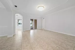 8940 Edgewater Pl, Parkland, FL 33076 - Photo 5