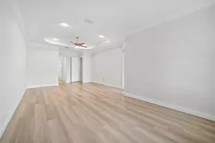 8940 Edgewater Pl, Parkland, FL 33076 - Photo 15