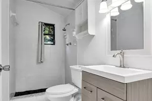 1836 SW 9th Ave, Fort Lauderdale, FL 33315 - Photo 21