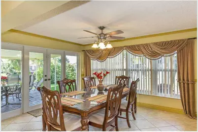 160 SE 12th St, Pompano Beach, FL 33060 - Photo 5