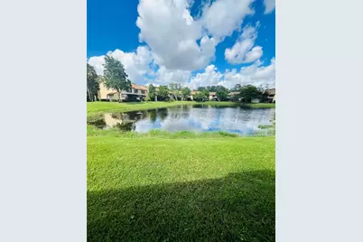 3966  Cocoplum Cir, Unit #D, Coconut Creek, FL 33063 - Photo 17