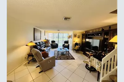 3966  Cocoplum Cir, Unit #D, Coconut Creek, FL 33063 - Photo 11